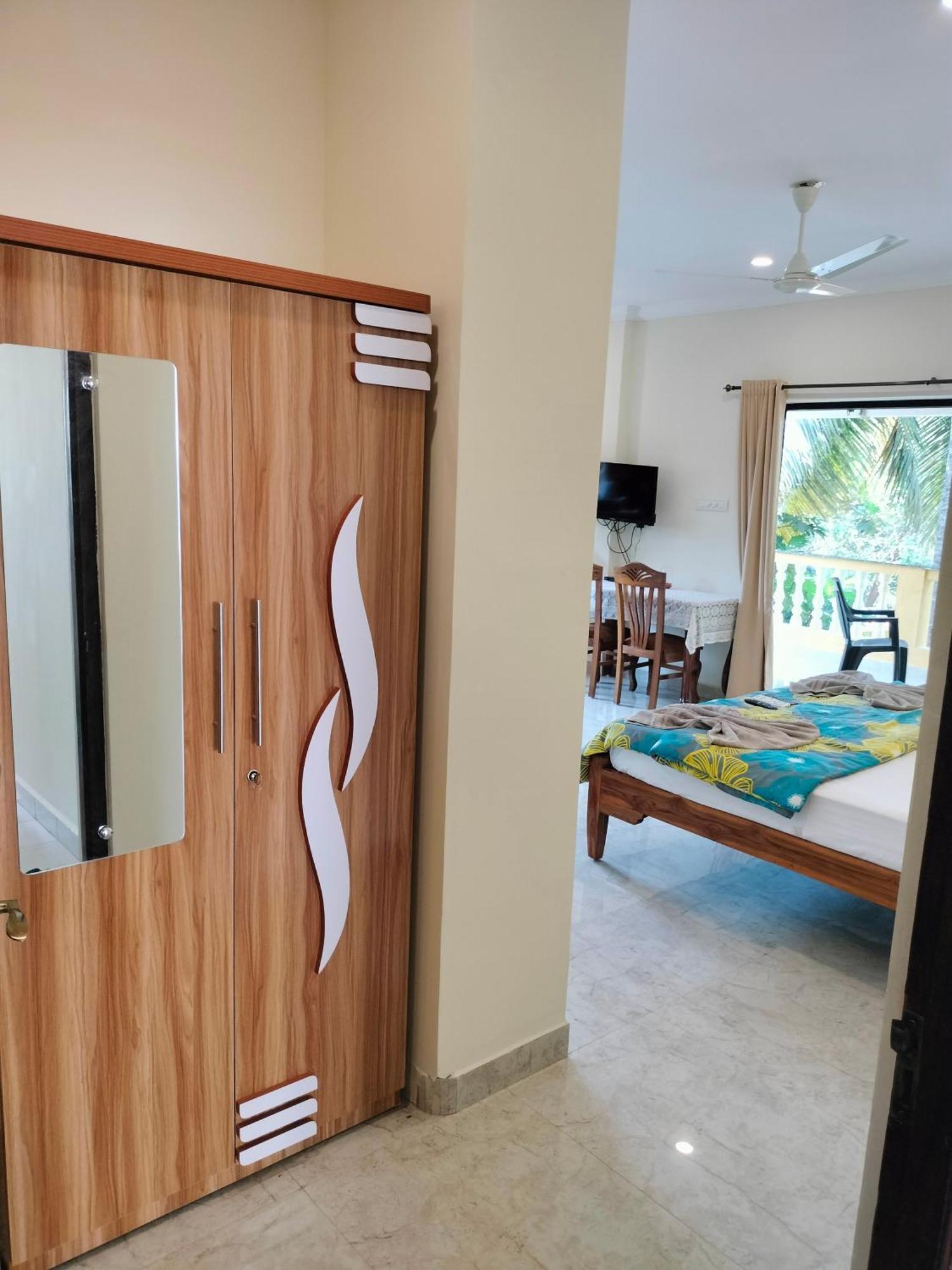 Primavera Holiday Homes-Family Run Goan Guest House Candolim Exterior photo
